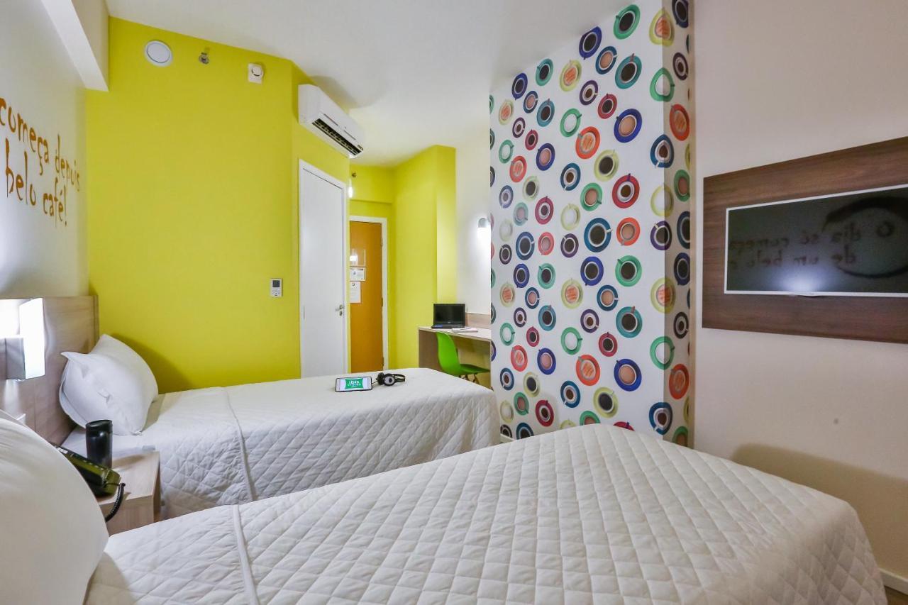Ibis Styles Vitoria Da Conquista Hotell Exteriör bild